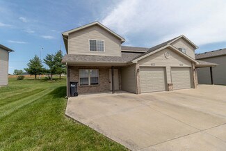 4010 Snowy Owl Dr, Columbia, MO 65202
