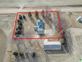 16035 Highway K42, Whiting, IA 51063