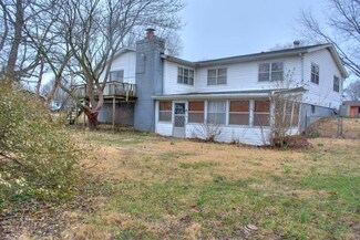 3336 W Farm Road 168, Springfield, MO 65807