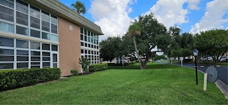 21 Vista Gardens Trail Unit 205, Vero Beach, FL 32962