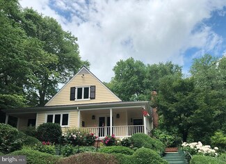 8151 Frogtown Rd, Marshall, VA 20115