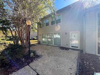 1909 Chandalar Ct, Pelham, AL 35124