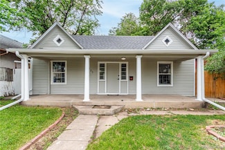 725 Knox Ct, Denver, CO 80204