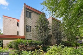 14424 Parkvale Rd Unit 3, Rockville, MD 20853