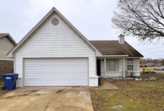 7097 Foxhall Dr, Horn Lake, MS 38637