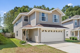 6334 Cottage Woods Dr, Milton, FL 32570
