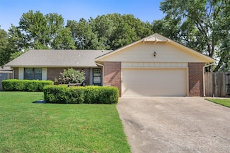 4908 SE Barlow Dr, Bartlesville, OK 74006