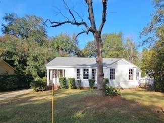 1515 College Dr, Pineville, LA 71360