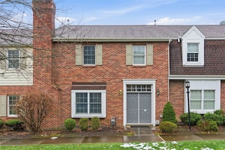 202 Boxwood Ct, Canonsburg, PA 15317