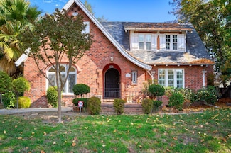 1046 N Pershing Ave, Stockton, CA 95203