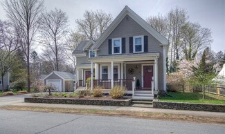 22 Arlington St, South Hamilton, MA 01982