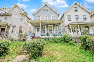 1594 Castleton Ave, Staten Island, NY 10302