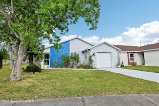 3672 Tree Line Blvd, Melbourne, FL 32935