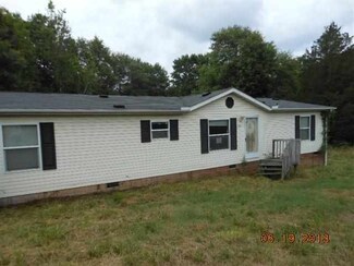 571 Sunny Acres Rd, Pacolet, SC 29372