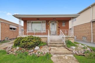 6512 W 60th St, Chicago, IL 60638