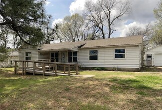 1515 Seran Dr, Wewoka, OK 74884