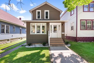 1102 Market St, Saint Joseph, MI 49085