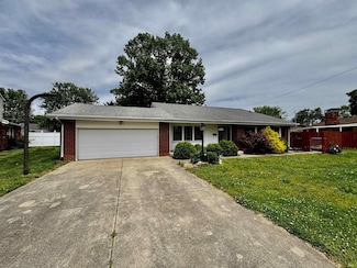 2940 19th St, Columbus, IN 47201