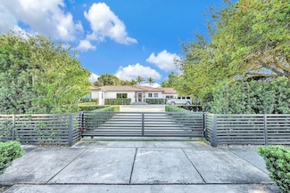 1098 Hunting Lodge Dr, Miami Springs, FL 33166