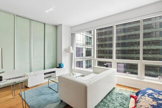 350 W 42nd St Unit 16J, New York, NY 10036