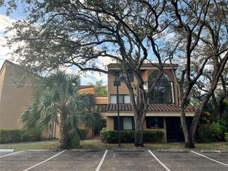 15525 Miami Lakeway N Unit 102, Hialeah, FL 33014
