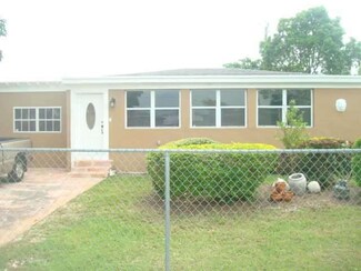 14641 Fillmore St, Miami, FL 33176