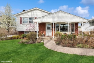 786 S Swain Ave, Elmhurst, IL 60126