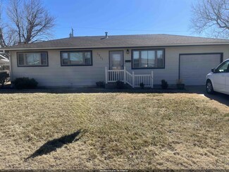 5951 Hemlock Dr, Great Bend, KS 67530