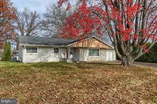 1006 Daffodil Dr, Lebanon, PA 17042