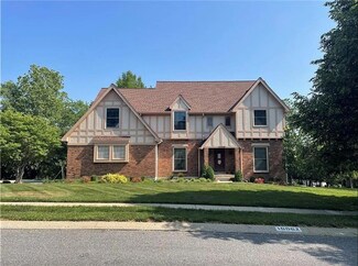 10002 W 121st St, Overland Park, KS 66213