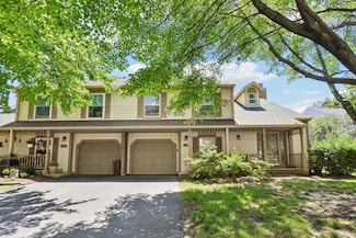 1329 Queensgreen Cir Unit 1301, Naperville, IL 60563