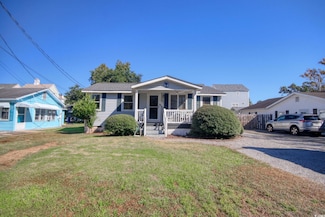 714 3rd Ave S, Surfside Beach, SC 29575