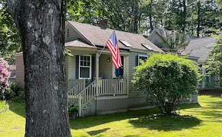 241 Berwick Rd, Ogunquit, ME 03907