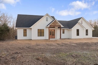 16685 Kelton Ln, Iola, TX 77861