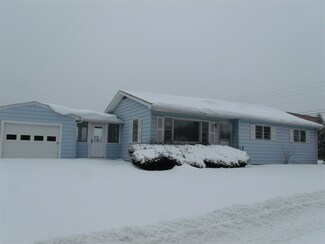 251 Pembroke St, Pembroke, NH 03275
