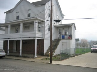 518 George St, Old Forge, PA 18518