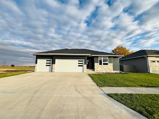 5442 42nd St, Columbus, NE 68601