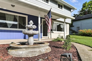 642 N Main St, Mayville, WI 53050