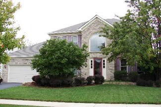 3815 Falcon Dr, Naperville, IL 60564