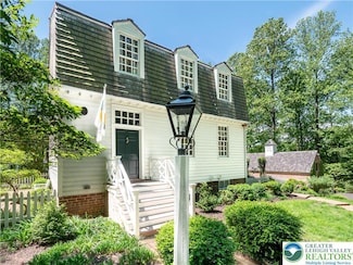 1108 S Barbara Dr, Alburtis, PA 18011