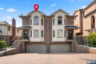 525 Roff Ave Unit A, Palisades Park, NJ 07650