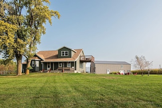 1838 Indiana Ave, Independence, IA 50644