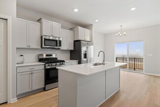 6679 Bluestem Way, Minnetrista, MN 55331