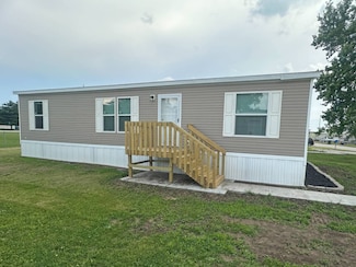 14876 Washington Rd Unit 126, West Burlington, IA 52655