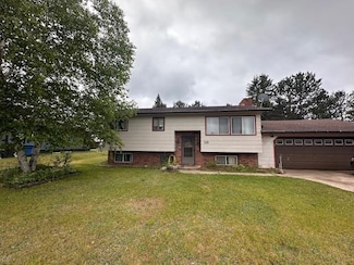 38 Locust Dr, Babbitt, MN 55706