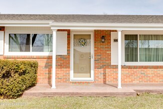 201 Sunset Dr, Auxvasse, MO 65231