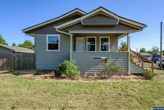 1105 Queen Ave SW, Albany, OR 97321