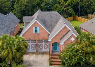 648 Belhaven Dr, Wilmington, NC 28411