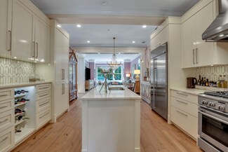 1621 Grey Marsh Rd, Mount Pleasant, SC 29466