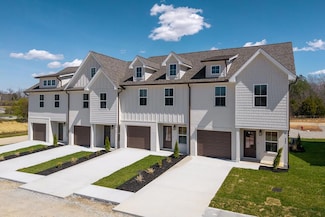 340 Legends Cir, Baxter, TN 38544